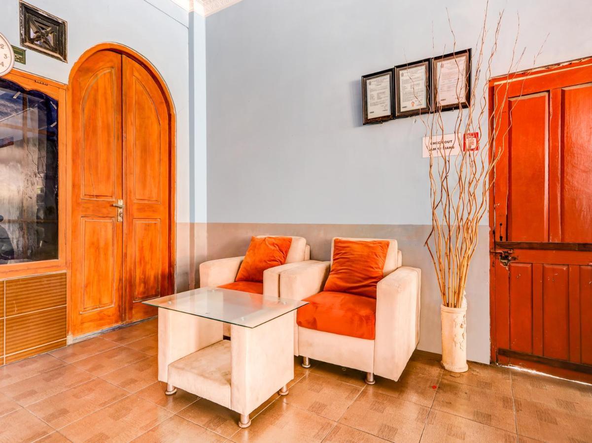 OYO 90051 Guest House Parangtritis Extérieur photo
