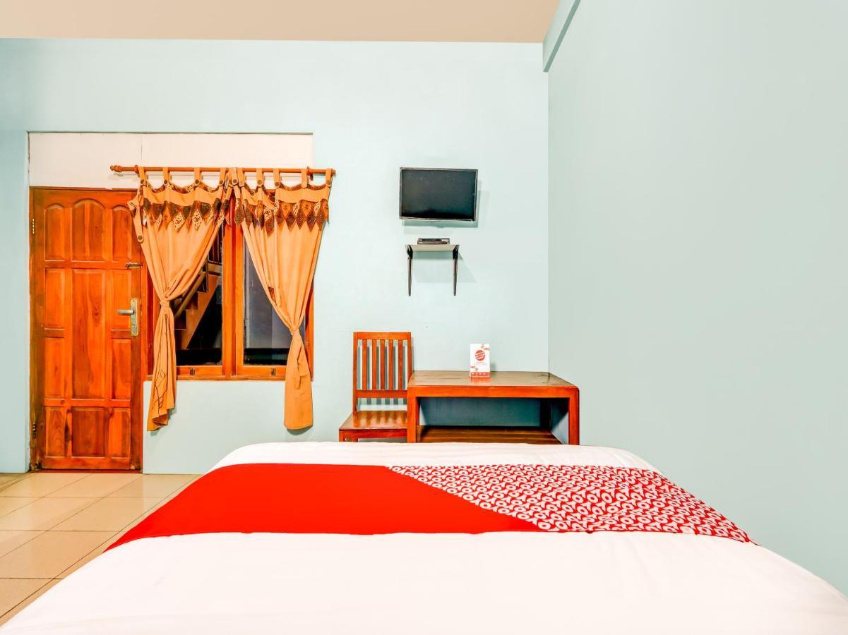 OYO 90051 Guest House Parangtritis Extérieur photo
